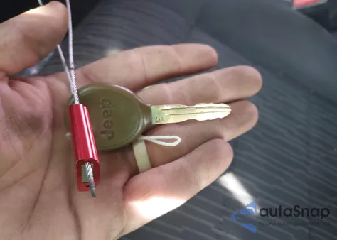 2011 Jeep Wrangler Sport z USA, uszkodzony, nr VIN 1J4AA2D17BL637575